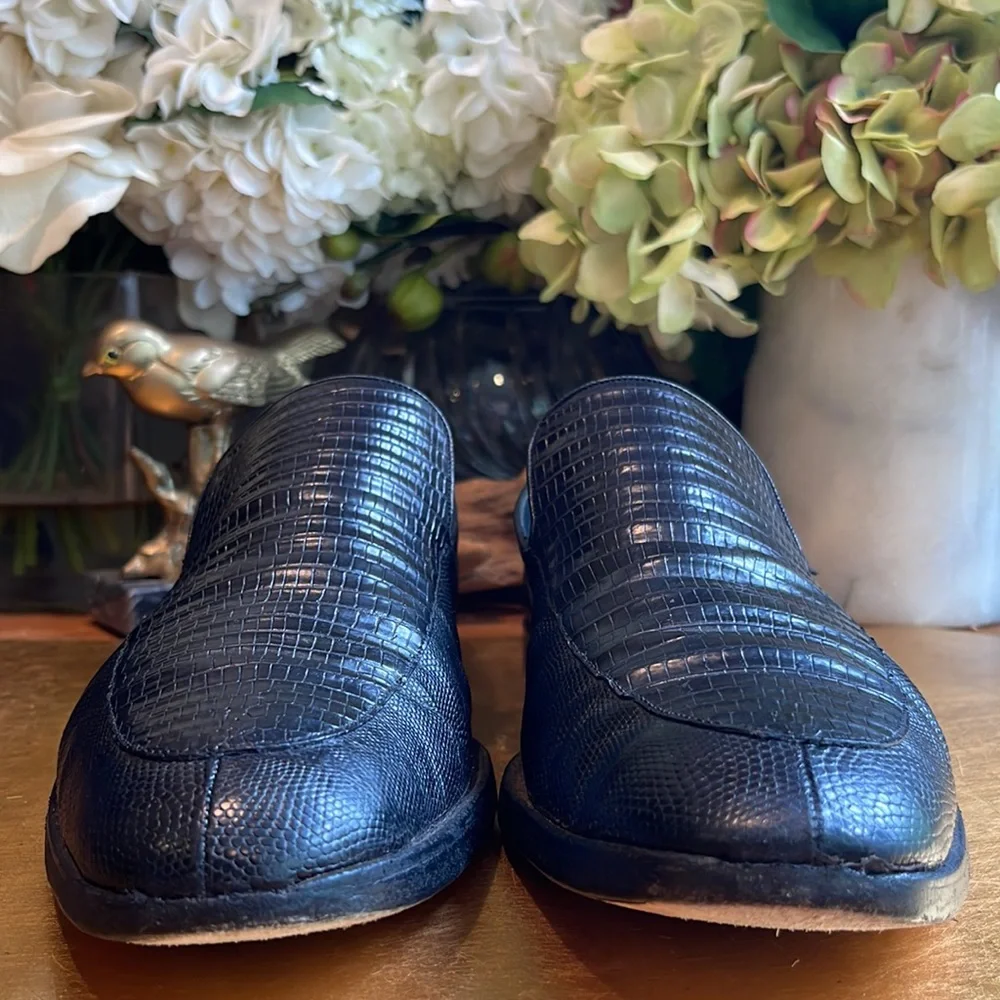 EXOTIC Bally Lizard Loafers in Black Leather